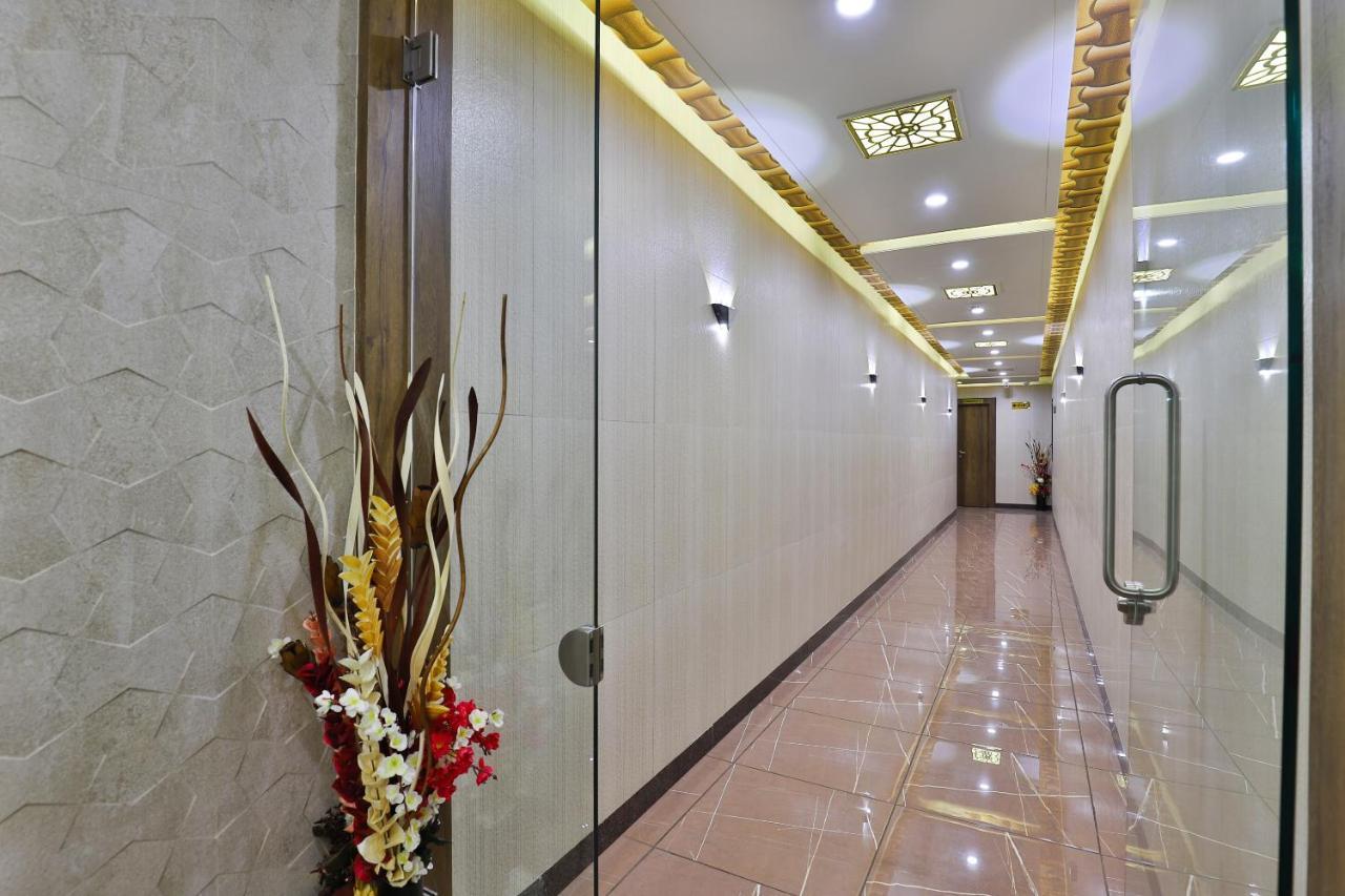 Hotel Pearl Vadodara Exterior foto