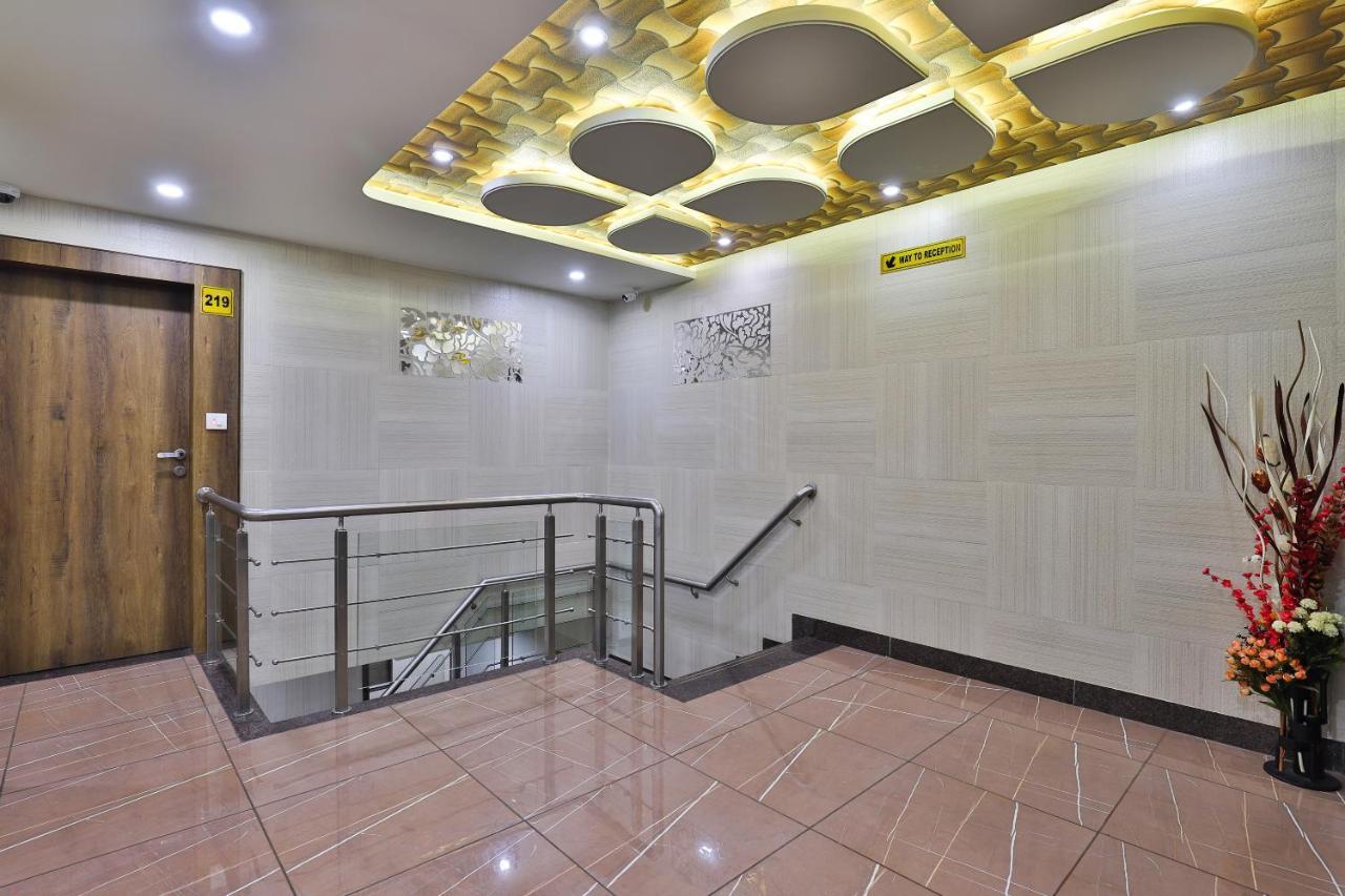 Hotel Pearl Vadodara Exterior foto